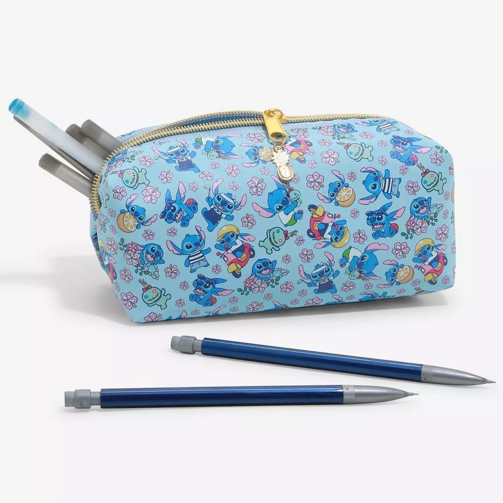 DISNEY LILO & STITCH Traveling PENCIL CASE / MAKEUP BAG! Zipper Pouch Vacation